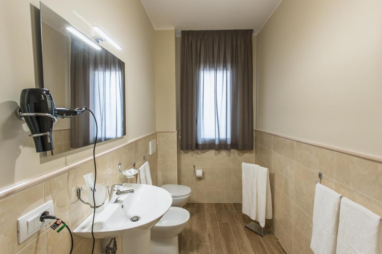 Oasi Perla Del Mare Rooms Aci Castello Ngoại thất bức ảnh