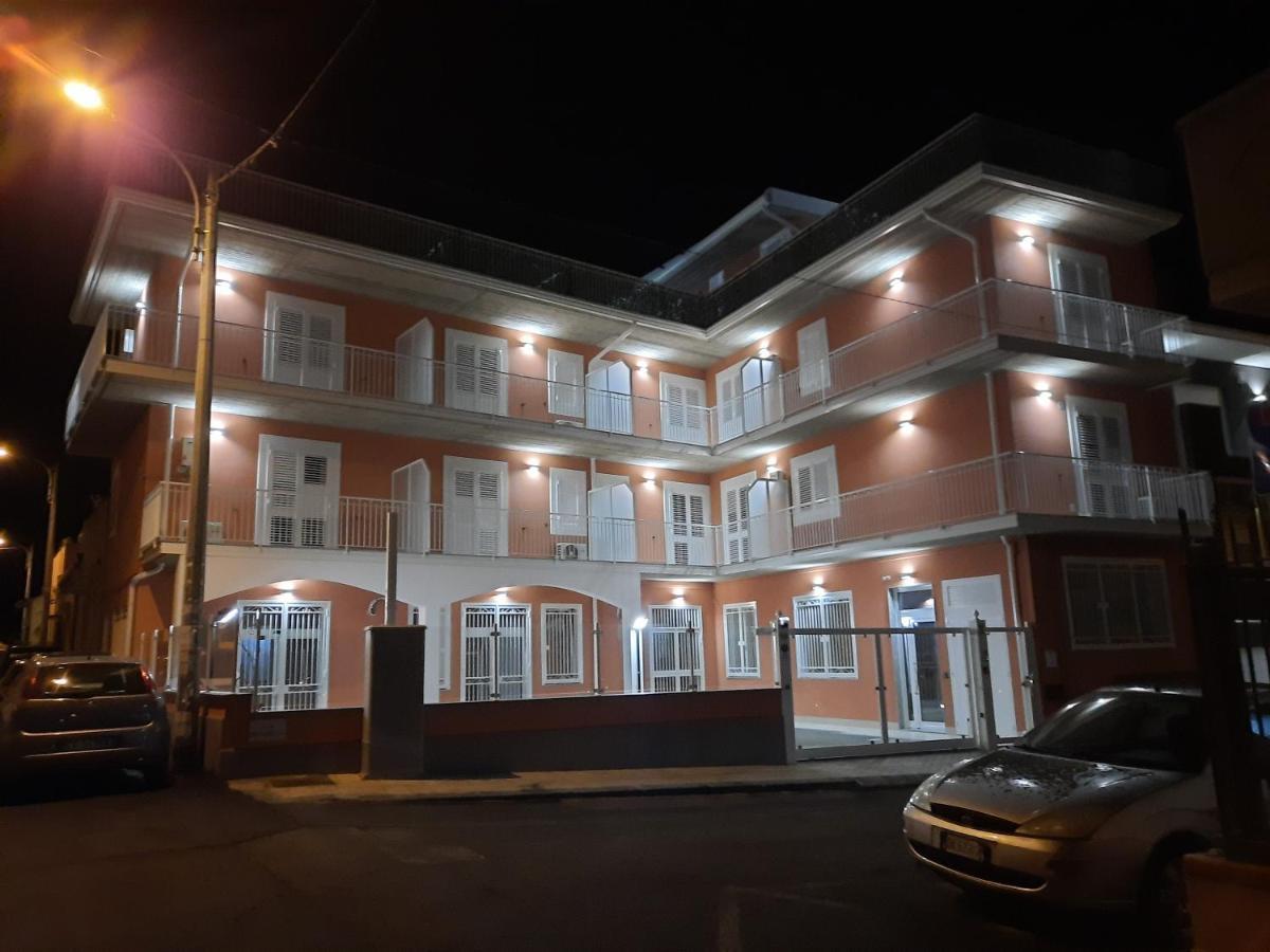 Oasi Perla Del Mare Rooms Aci Castello Ngoại thất bức ảnh