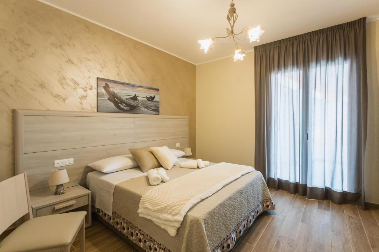 Oasi Perla Del Mare Rooms Aci Castello Ngoại thất bức ảnh