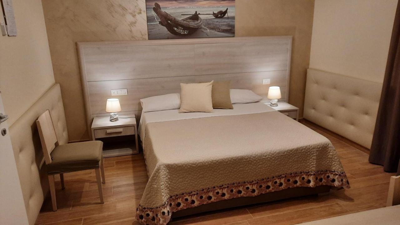Oasi Perla Del Mare Rooms Aci Castello Ngoại thất bức ảnh